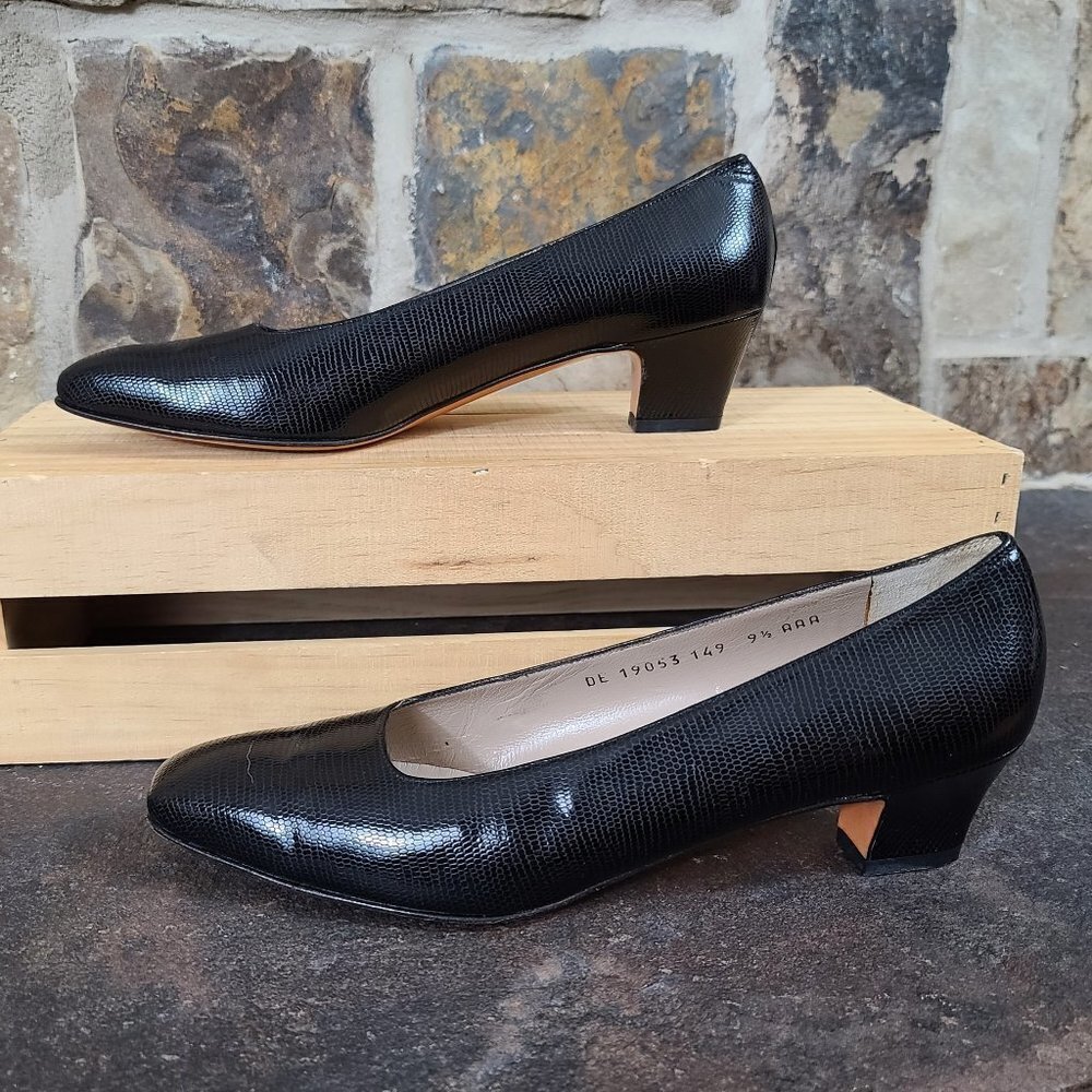 SALVATORE Ferragamo Black Vintage Heels 9.5 - Picture 4 of 9